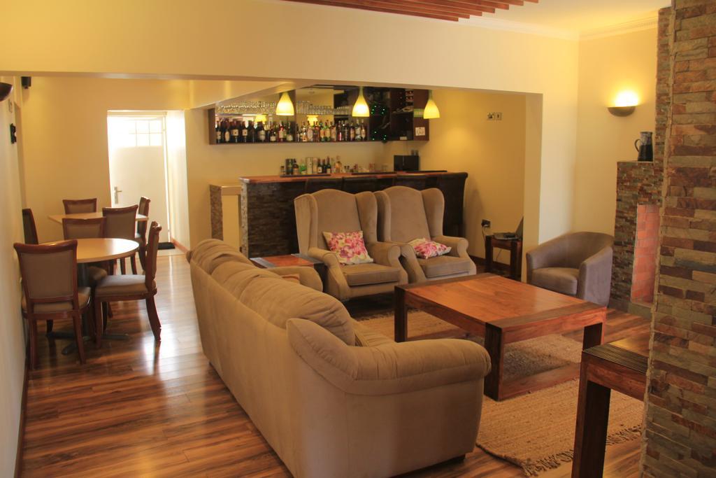 Brownie'S Guesthouse Lake Elementaita Екстериор снимка